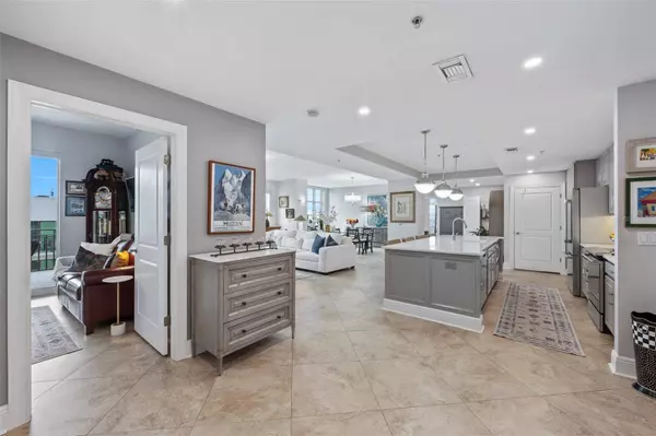 1227 E MADISON ST #805N, Tampa, FL 33602