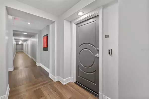 1227 E MADISON ST #805N, Tampa, FL 33602