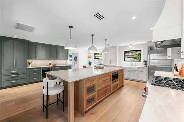 1110 S DUNBAR AVE, Tampa, FL 33629
