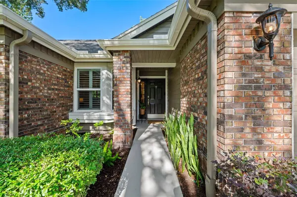 344 CASCADE LN, Palm Harbor, FL 34684