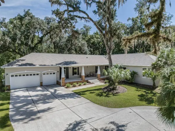 24201 OAKS BLVD, Land O Lakes, FL 34639