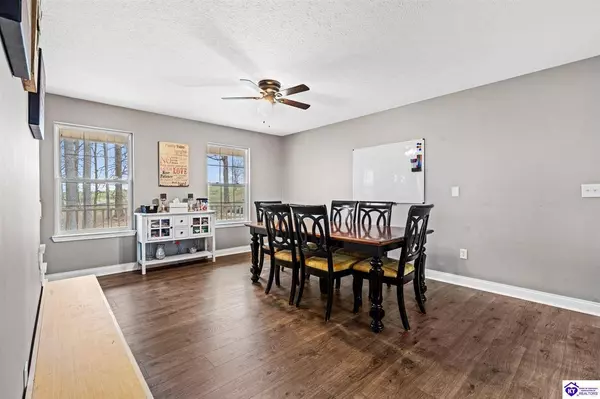 83 Ford Highway, Elizabethtown, KY 42701