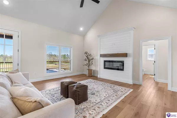 113 Bonfire Lane, Elizabethtown, KY 42701