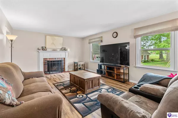 231 Oakwood Drive, Elizabethtown, KY 42701