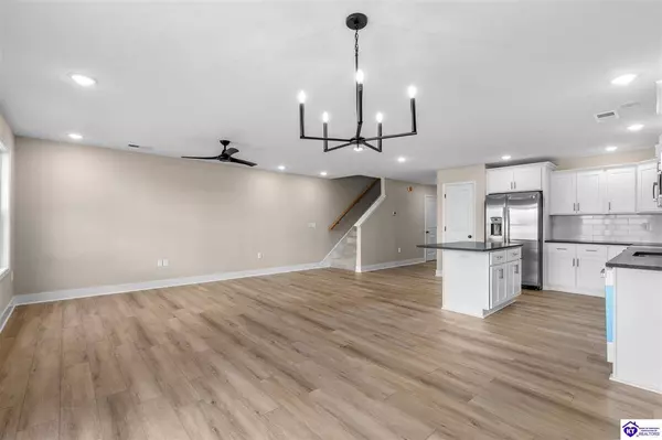 206 B Hunter Lane, Elizabethtown, KY 42701