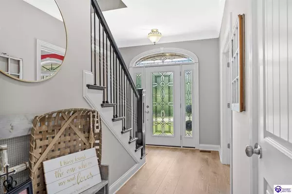 1306 W Rhudes Creek Road, Elizabethtown, KY 42701