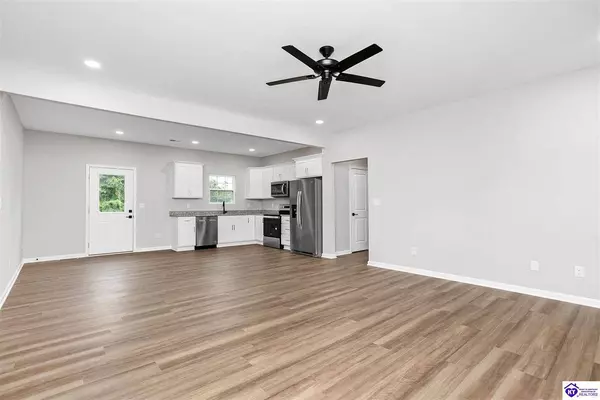 116 Magnolia Court, Vine Grove, KY 40175