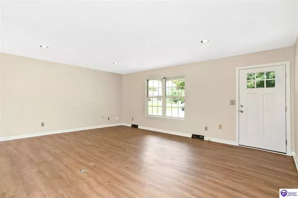 176 Lincoln Drive, Elizabethtown, KY 42701