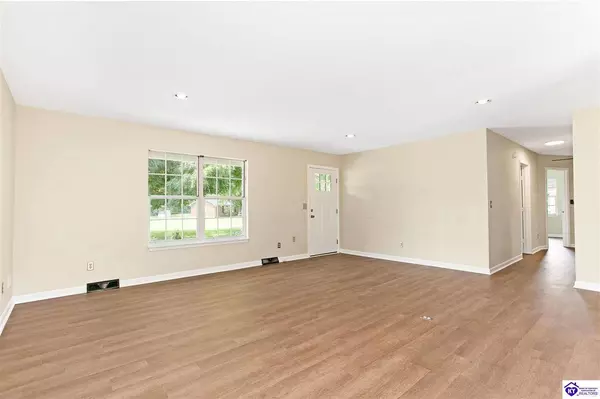 176 Lincoln Drive, Elizabethtown, KY 42701