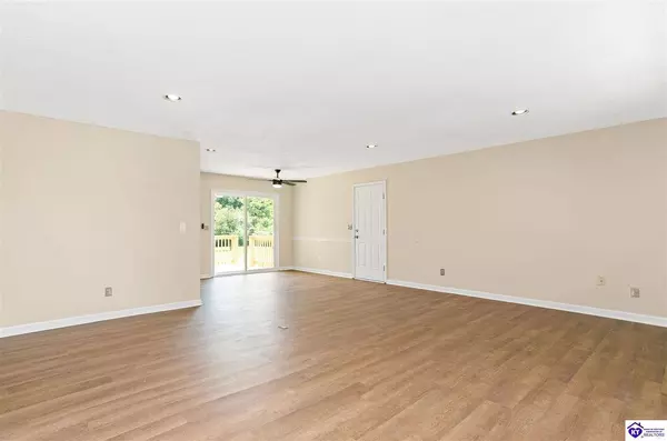 176 Lincoln Drive, Elizabethtown, KY 42701