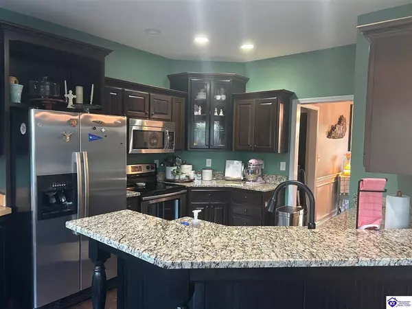 14 Wellesly Court, Cecilia, KY 42724