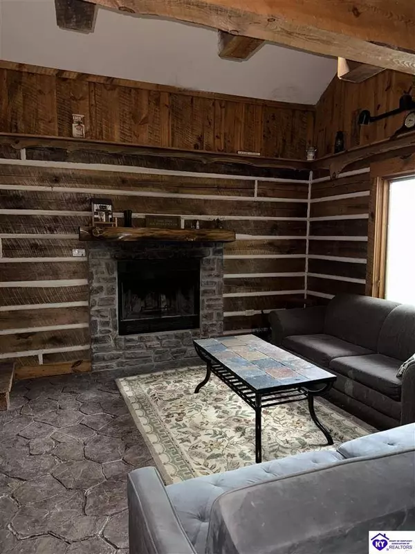 10202 S Highway 259, Mcdaniels, KY 40152