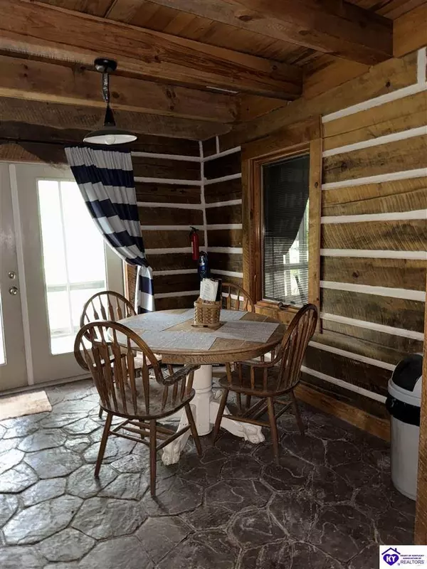 10202 S Highway 259, Mcdaniels, KY 40152