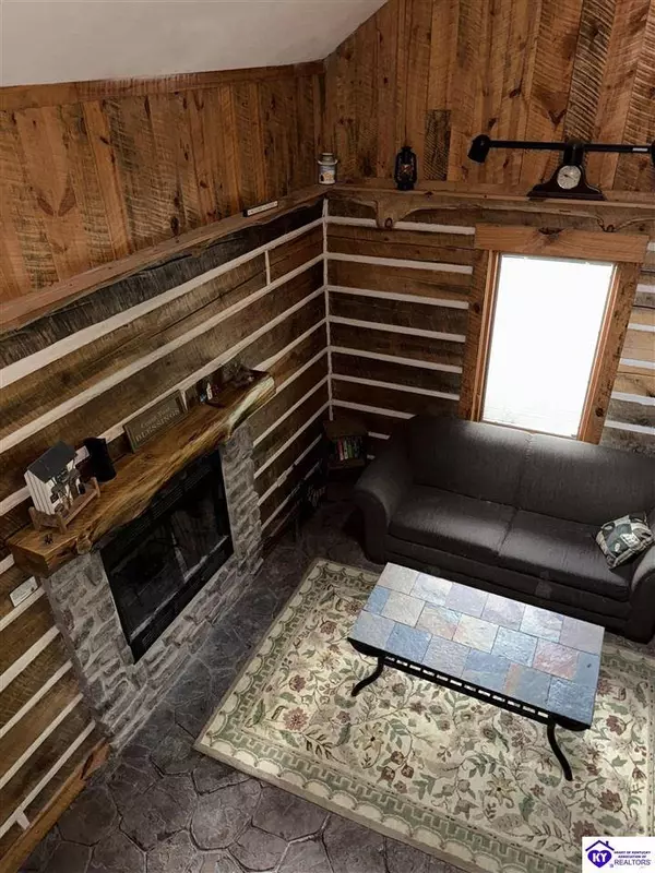 10202 S Highway 259, Mcdaniels, KY 40152