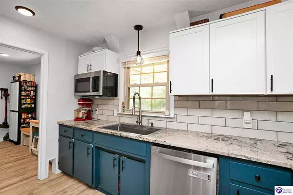 77 Collins Drive, Elizabethtown, KY 42701