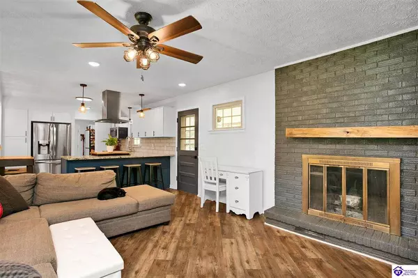 77 Collins Drive, Elizabethtown, KY 42701