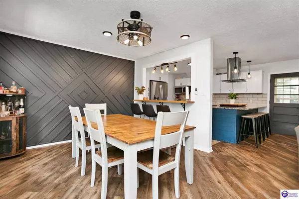 77 Collins Drive, Elizabethtown, KY 42701