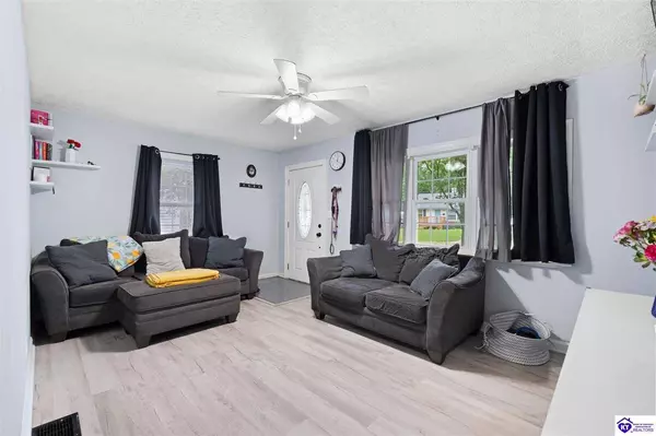 518 Village Drive, Elizabethtown, KY 42701