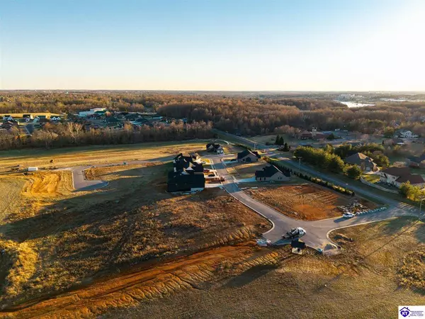 215 Fall Creek Lane, Elizabethtown, KY 42701