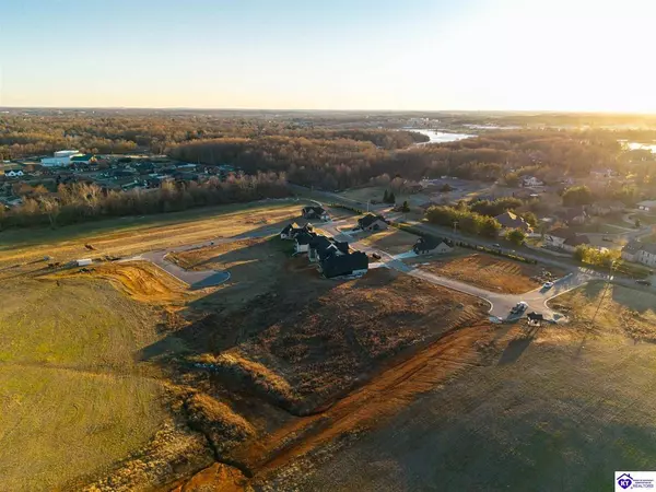 213 Fall Creek Lane, Elizabethtown, KY 42701