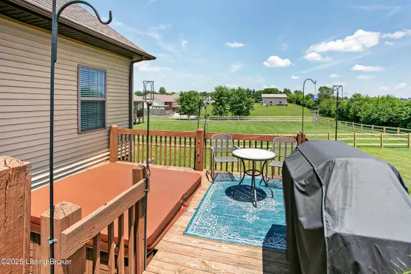 14 Wellesly Ct, Cecilia, KY 42724