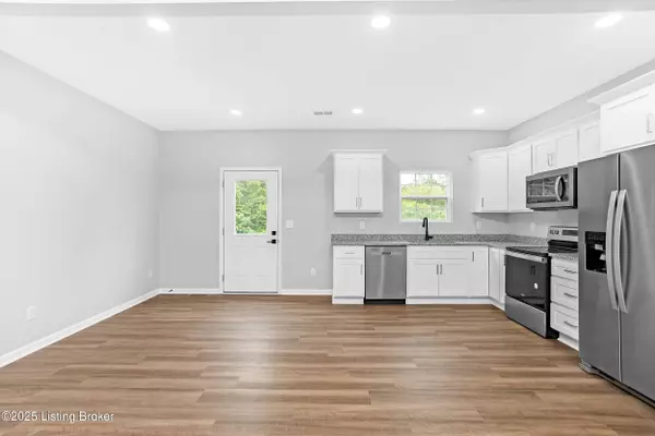 116 Magnolia Ct, Vine Grove, KY 40175