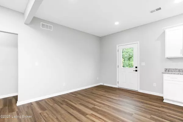 116 Magnolia Ct, Vine Grove, KY 40175