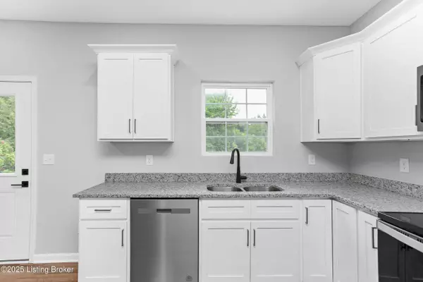 116 Magnolia Ct, Vine Grove, KY 40175