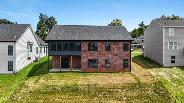 121 High Point Ct, Elizabethtown, KY 42701