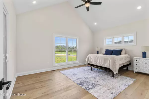 109 Bonfire Ln, Elizabethtown, KY 42701