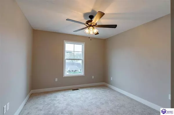 208 A Hunter Lane, Elizabethtown, KY 42701