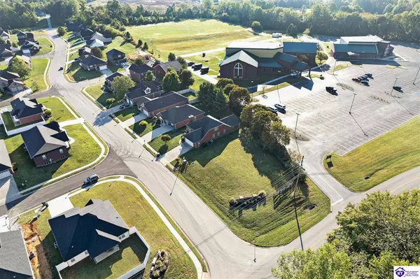 700 Abbeywood Road, Elizabethtown, KY 42701