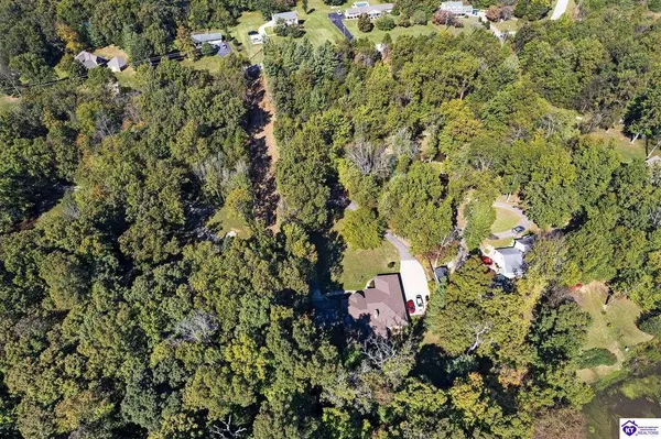 306 Forest Trace, Radcliff, KY 40160