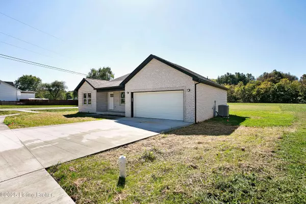 900 Edgebrook Dr, Vine Grove, KY 40175