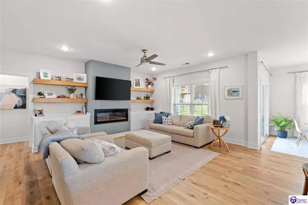 209 Elegance Way, Elizabethtown, KY 42701