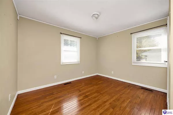 512 N Mantle Avenue, Elizabethtown, KY 42701