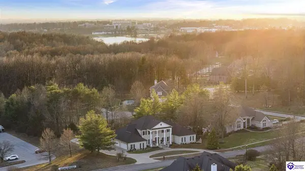 803 Foxfire Road, Elizabethtown, KY 42701