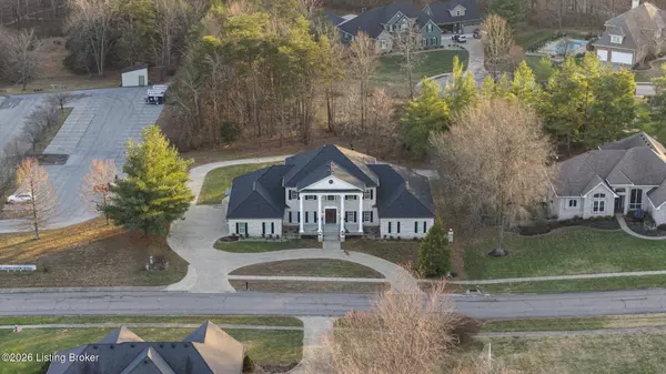 803 Foxfire Rd, Elizabethtown, KY 42701