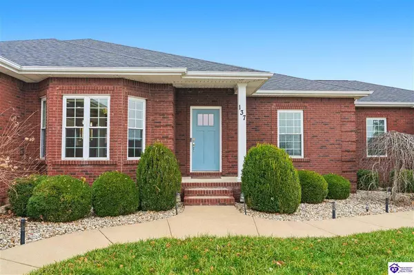 137 Charleston Way, Elizabethtown, KY 42701