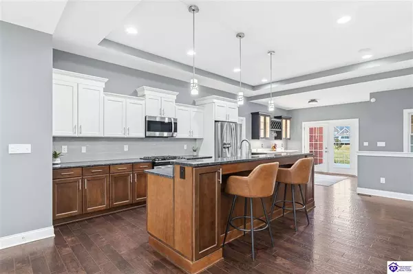 137 Charleston Way, Elizabethtown, KY 42701