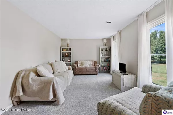 161 Lombardy Dr, Cecilia, KY 42724