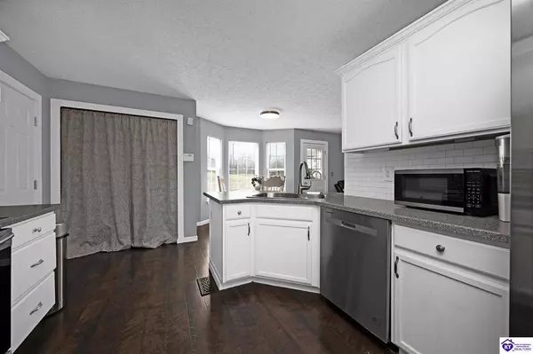 97 Bird Dog Court, Rineyville, KY 40162