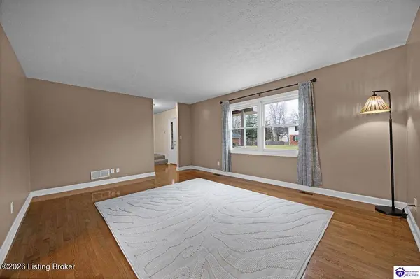 611 Harvard Dr, Elizabethtown, KY 42701