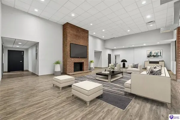 912 N Dixie Avenue, Elizabethtown, KY 42701