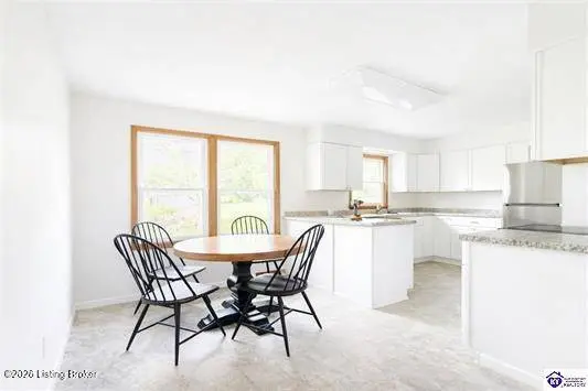 704 McCullum Ave, Elizabethtown, KY 42701