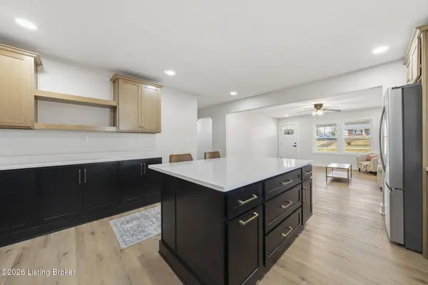 3430 Hodgenville Rd, Elizabethtown, KY 42701