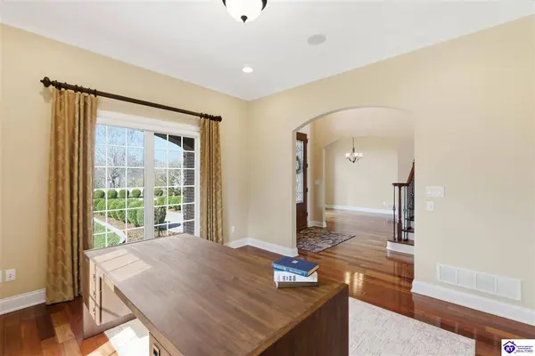 380 Turkey Foot Court, Elizabethtown, KY 42701