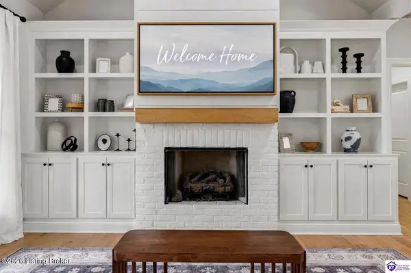 808 Timber Ln, Elizabethtown, KY 42701