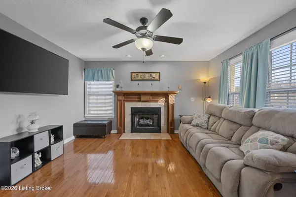 104 Briarcliff Ct, Elizabethtown, KY 42701