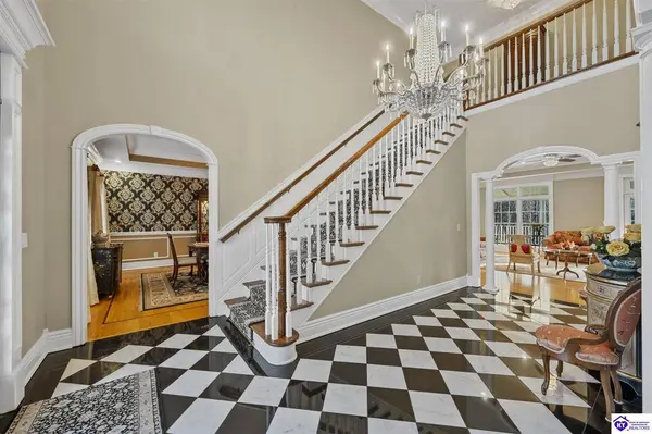 803 Foxfire Road, Elizabethtown, KY 42701